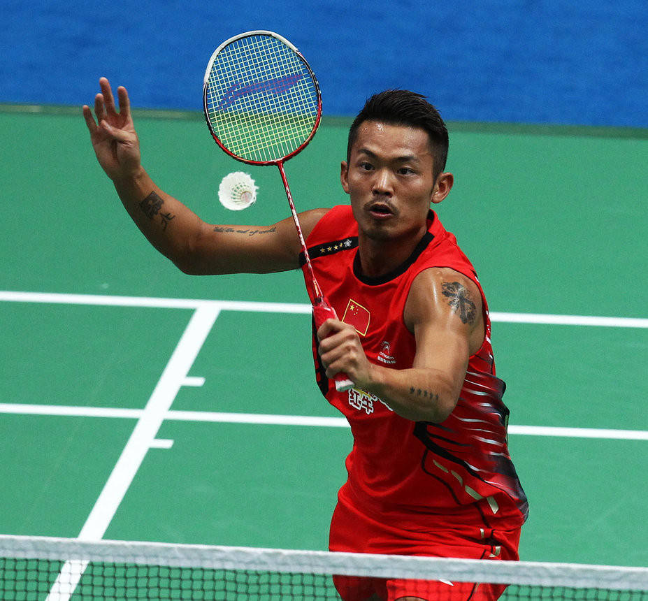 与曼城相比 与曼城相比